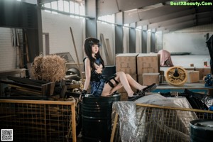 白莉爱吃巧克力 Cosplay 关小雨